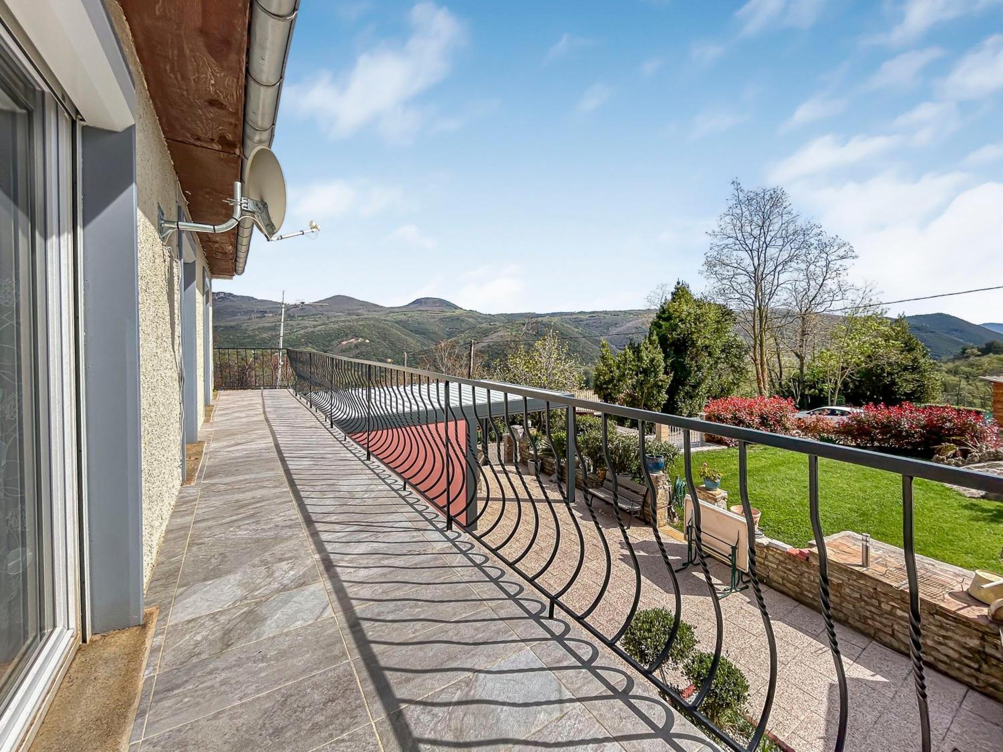 Escapade A Lodeve La Paisible Lägenhet Exteriör bild
