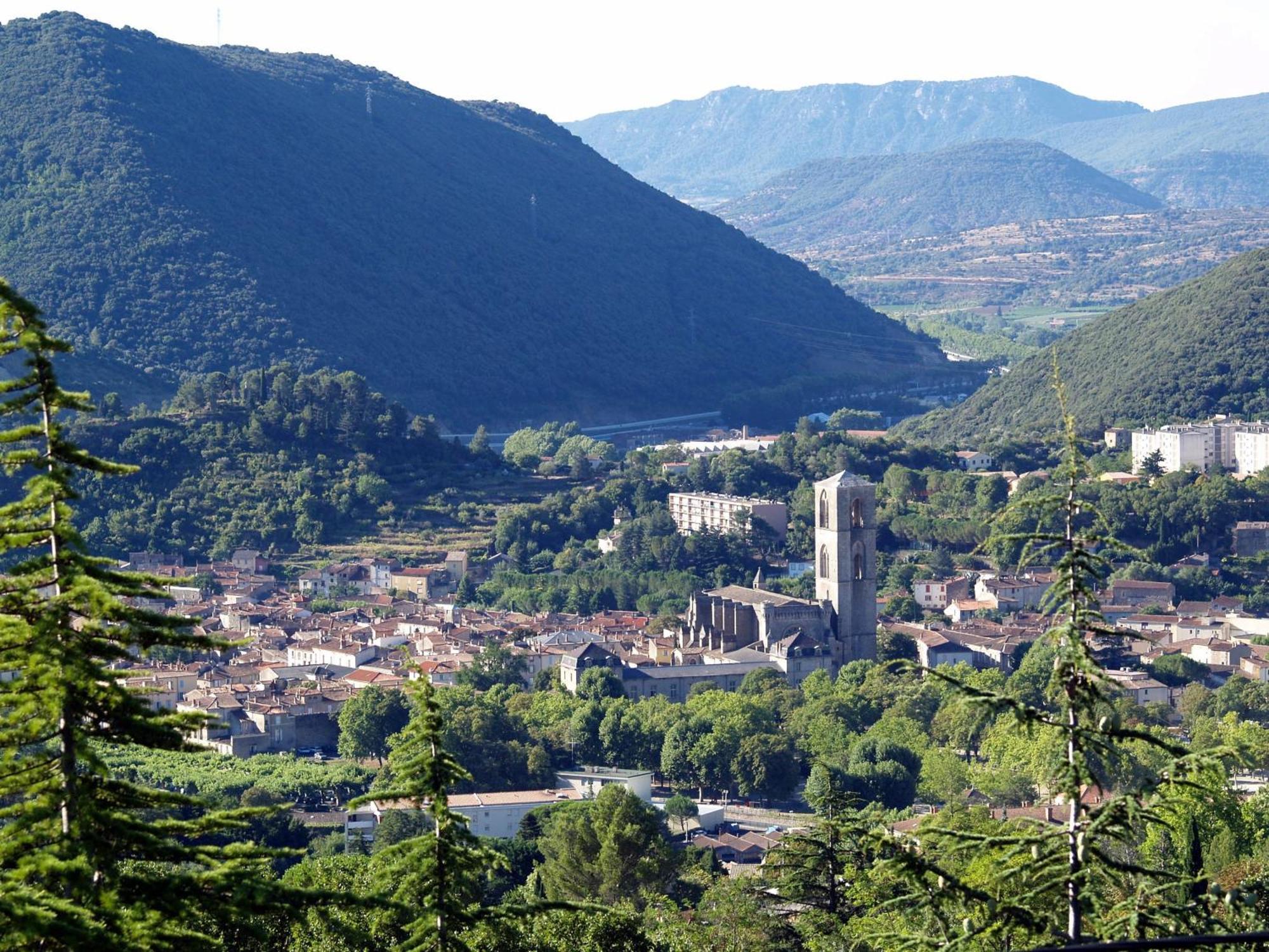 Escapade A Lodeve La Paisible Lägenhet Exteriör bild